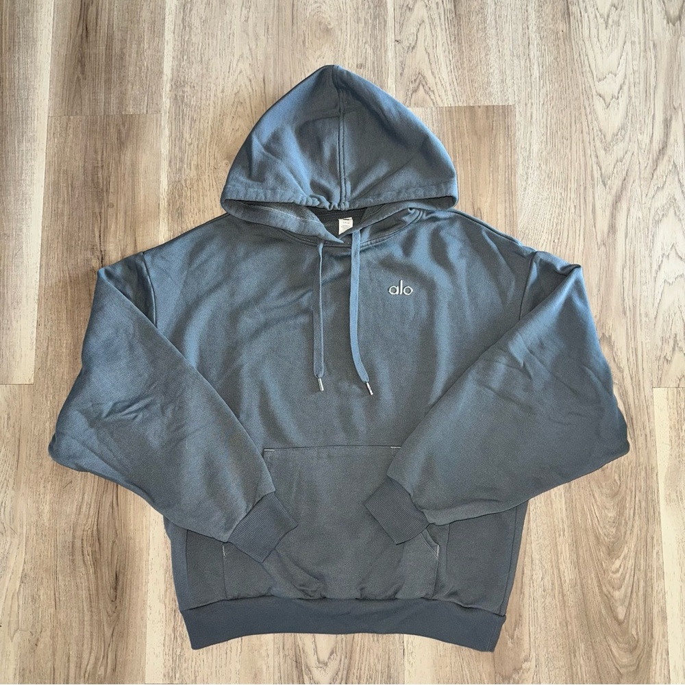 ‘alo yoga’ accolade hoodie